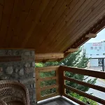 Konaku Pensionat Qender Tomin