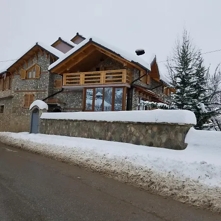 Pensjonat Konaku Qender Tomin