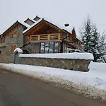 Gasthof Konaku Qender Tomin