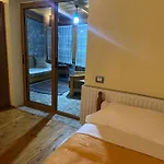 Gasthof Konaku Qender Tomin