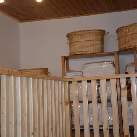 Konaku ゲストハウス Qender Tomin